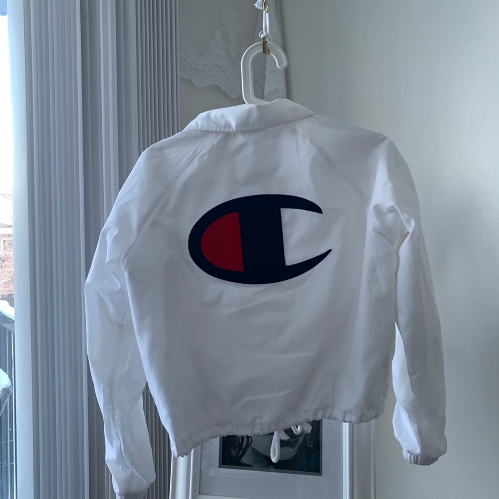 Champion women’s coach jacket cropped